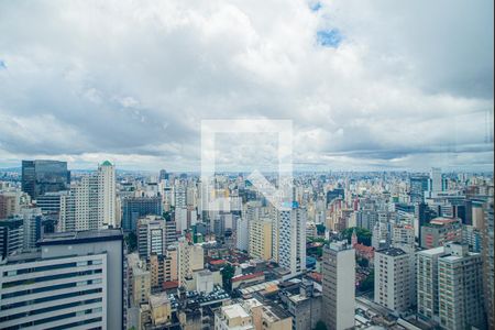 Apartamento para alugar com 227m², 4 quartos e 2 vagas Apartamento para alugar com 227m², 4 quartos e 2 vagasÁrea comum - Vista do Salão de festas