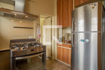 Apartamento para alugar com 227m², 4 quartos e 2 vagas Apartamento para alugar com 227m², 4 quartos e 2 vagasCozinha