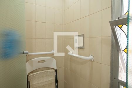 Apartamento para alugar com 227m², 4 quartos e 2 vagas Apartamento para alugar com 227m², 4 quartos e 2 vagasBanheiro da Suíte