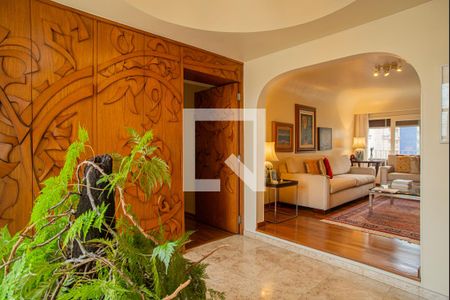 Apartamento para alugar com 227m², 4 quartos e 2 vagas Apartamento para alugar com 227m², 4 quartos e 2 vagasSala - Antessala