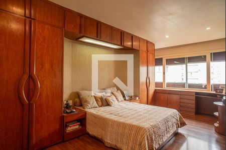 Apartamento para alugar com 227m², 4 quartos e 2 vagas Apartamento para alugar com 227m², 4 quartos e 2 vagasSuíte