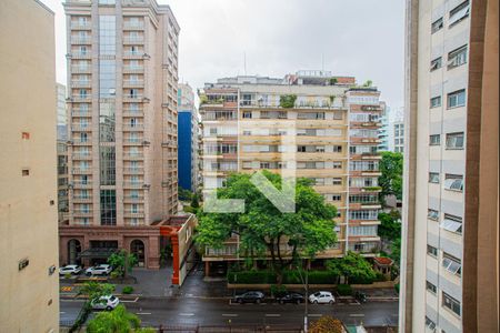 Vista da Sala de estar de apartamento à venda com 4 quartos, 227m² em Cerqueira César, São Paulo