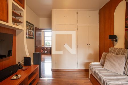 Apartamento para alugar com 227m², 4 quartos e 2 vagas Apartamento para alugar com 227m², 4 quartos e 2 vagasQuarto 3
