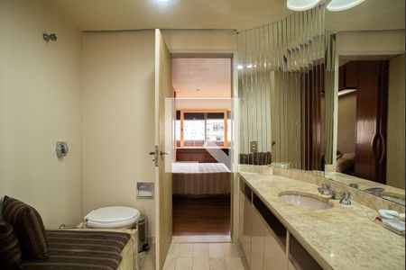 Apartamento para alugar com 227m², 4 quartos e 2 vagas Apartamento para alugar com 227m², 4 quartos e 2 vagasBanheiro da Suíte