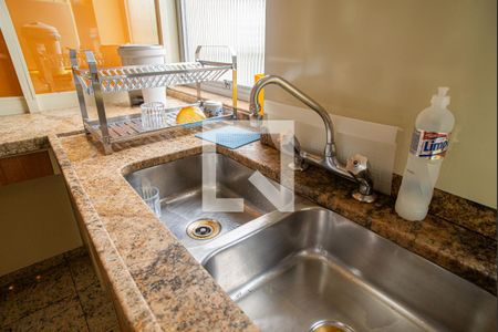 Apartamento para alugar com 227m², 4 quartos e 2 vagas Apartamento para alugar com 227m², 4 quartos e 2 vagasCozinha