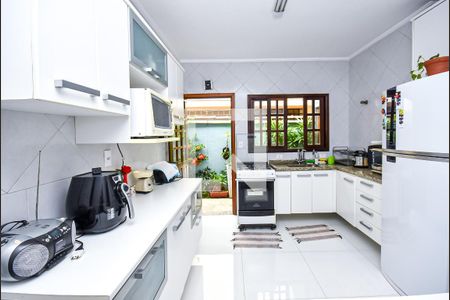 Casa à venda com 144m², 3 quartos e 1 vaga Casa à venda com 144m², 3 quartos e 1 vagaCozinha