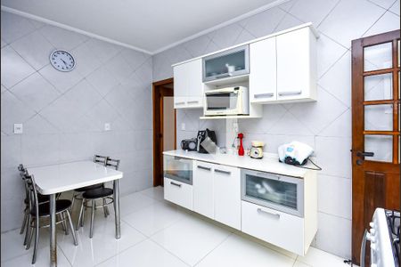 Casa à venda com 144m², 3 quartos e 1 vaga Casa à venda com 144m², 3 quartos e 1 vagaCozinha