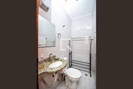 Casa à venda com 144m², 3 quartos e 1 vaga Casa à venda com 144m², 3 quartos e 1 vagaBanheiro Suíte 2