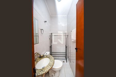 Casa à venda com 144m², 3 quartos e 1 vaga Casa à venda com 144m², 3 quartos e 1 vagaBanheiro Suíte 2