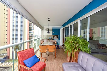 Apartamento à venda com 140m², 3 quartos e 3 vagasVaranda da Sala Gourmet