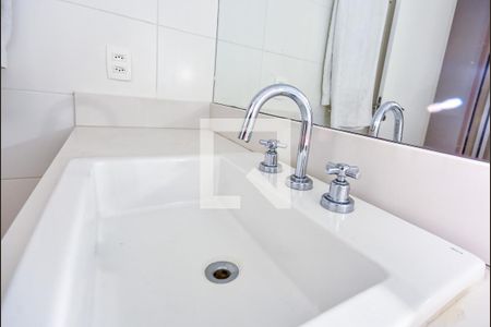 Apartamento à venda com 140m², 3 quartos e 3 vagasBanheiro da Suíte 1