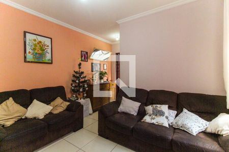 Sala de casa à venda com 3 quartos, 125m² em Vila Curuçá, São Paulo