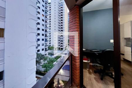 Sacada de apartamento à venda com 1 quarto, 42m² em Indianópolis, São Paulo