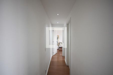 Corredor de apartamento à venda com 2 quartos, 42m² em Jardim Novo Taboão, São Paulo