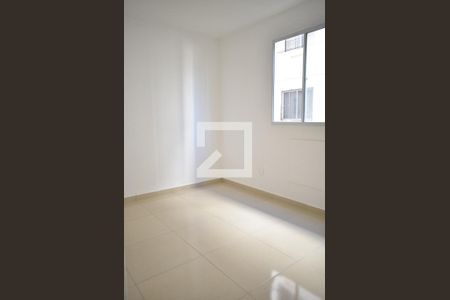 Quarto 1 de apartamento para alugar com 2 quartos, 40m² em Guaratiba, Rio de Janeiro