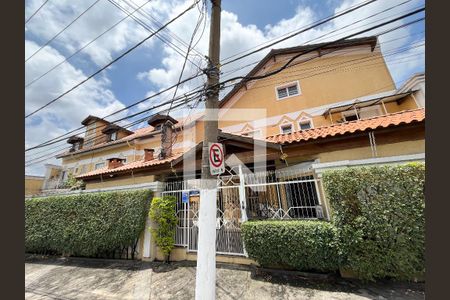 Casa de condomínio à venda com 140m², 4 quartos e 3 vagasFachada do Prédio