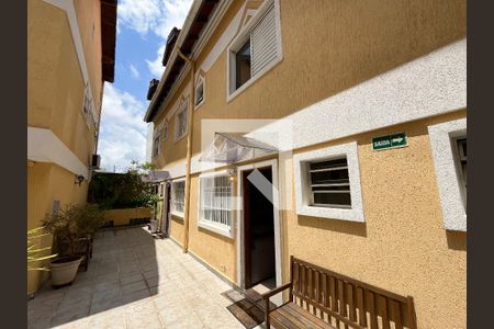 Casa de condomínio à venda com 140m², 4 quartos e 3 vagasFachada