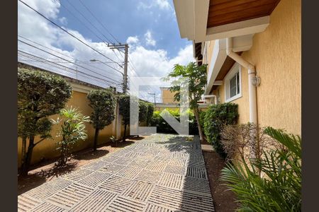 Casa de condomínio à venda com 140m², 4 quartos e 3 vagasÁrea comum