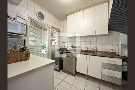 Casa de condomínio à venda com 140m², 4 quartos e 3 vagasCozinha