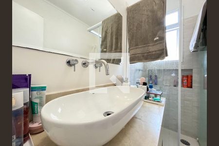 Casa à venda com 155m², 4 quartos e 1 vagaBanheiro da Suíte