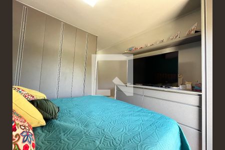 Suite de casa à venda com 4 quartos, 155m² em Jardim Brasil (zona Sul), São Paulo