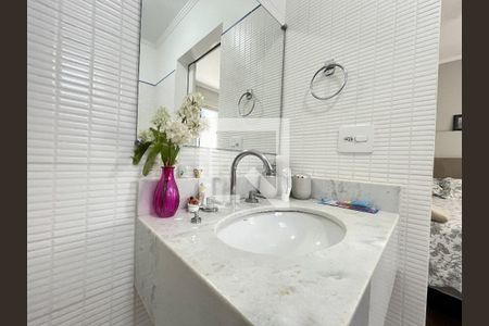 Casa à venda com 155m², 4 quartos e 1 vagaBanheiro da Suíte 2