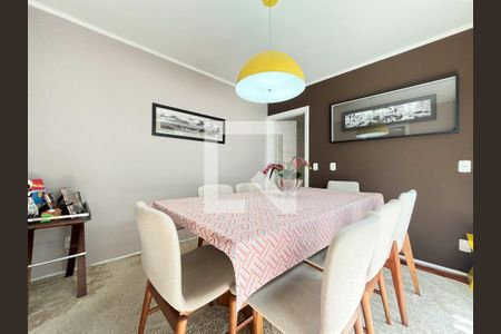 Casa à venda com 155m², 4 quartos e 1 vagaSala de Jantar