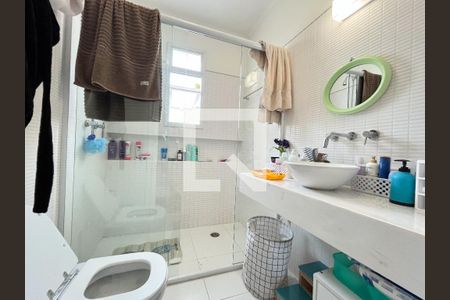 Casa à venda com 155m², 4 quartos e 1 vagaBanheiro Corredor