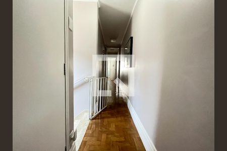 Corredor de casa à venda com 4 quartos, 155m² em Jardim Brasil (zona Sul), São Paulo