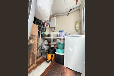 Casa à venda com 155m², 4 quartos e 1 vagaÁrea de Serviço