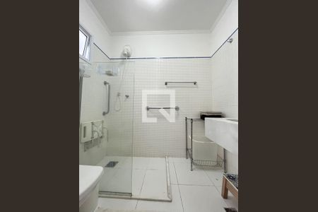 Casa à venda com 155m², 4 quartos e 1 vagaBanheiro da Suíte 2
