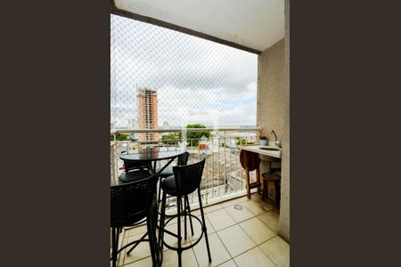 Varanda da Sala de apartamento para alugar com 3 quartos, 68m² em Vila das Bandeiras, Guarulhos