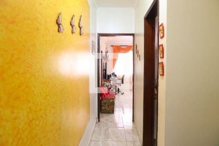 Corredor de casa à venda com 2 quartos, 219m² em Jardim Itapoan, Santo André