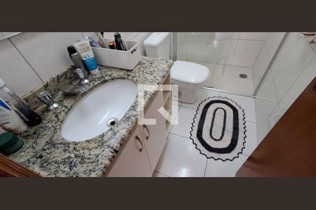 Apartamento à venda com 78m², 3 quartos e 1 vaga Apartamento à venda com 78m², 3 quartos e 1 vagaBanheiro Social