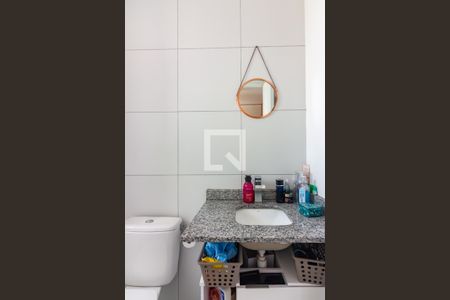 Apartamento à venda com 80m², 3 quartos e 2 vagas Apartamento à venda com 80m², 3 quartos e 2 vagasBanheiro da Suíte 1