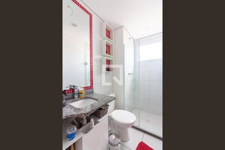 Apartamento à venda com 80m², 3 quartos e 2 vagas Apartamento à venda com 80m², 3 quartos e 2 vagasBanheiro da Suíte 2