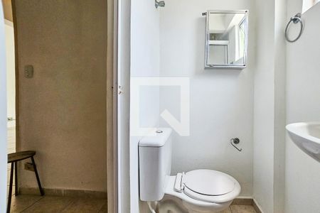 Apartamento para alugar com 68m², 2 quartos e 1 vaga Apartamento para alugar com 68m², 2 quartos e 1 vagaBanheiro da Suíte