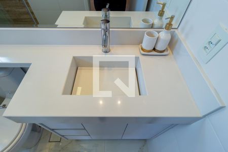 Apartamento à venda com 70m², 2 quartos e 1 vaga Apartamento à venda com 70m², 2 quartos e 1 vagaDetalhe Banheiro - Suíte