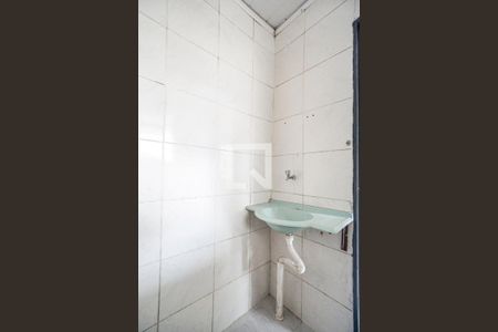 Banheiro  de casa de condomínio para alugar com 1 quarto, 60m² em Vila Fernandes, São Paulo