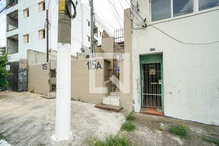 Casa de condomínio para alugar com 60m², 1 quarto e sem vagaFachada