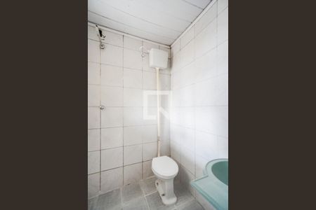 Banheiro  de casa de condomínio para alugar com 1 quarto, 60m² em Vila Fernandes, São Paulo