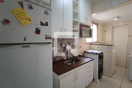 Cozinha de apartamento à venda com 1 quarto, 55m² em Centro, Campinas
