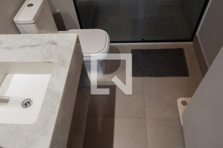 Banheiro  de apartamento à venda com 1 quarto, 39m² em Pinheiros, São Paulo