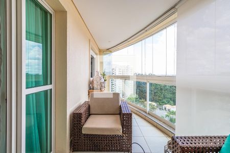 Varanda de apartamento à venda com 4 quartos, 133m² em Tamboré, Santana de Parnaíba