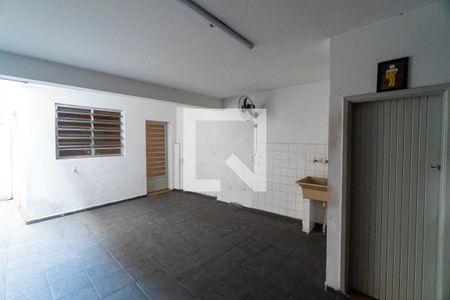 Casa à venda com 150m², 3 quartos e 1 vagaLavanderia