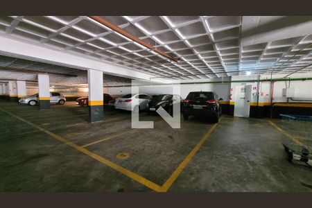 Apartamento à venda com 74m², 3 quartos e 2 vagas Apartamento à venda com 74m², 3 quartos e 2 vagasGaragem