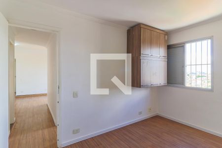 Quarto 1 de apartamento para alugar com 2 quartos, 55m² em Jardim São Luís, São Paulo