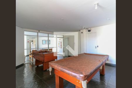 Apartamento para alugar com 55m², 2 quartos e 1 vaga Apartamento para alugar com 55m², 2 quartos e 1 vagaÁrea comum - Salão de Jogos