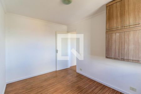 Quarto 1 de apartamento para alugar com 2 quartos, 55m² em Jardim São Luís, São Paulo