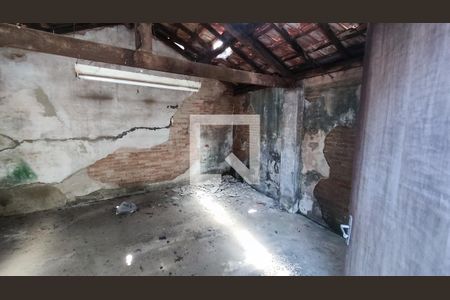 Casa à venda com 515m², 2 quartos e 12 vagas Casa à venda com 515m², 2 quartos e 12 vagasSalão Anexo - Fundos